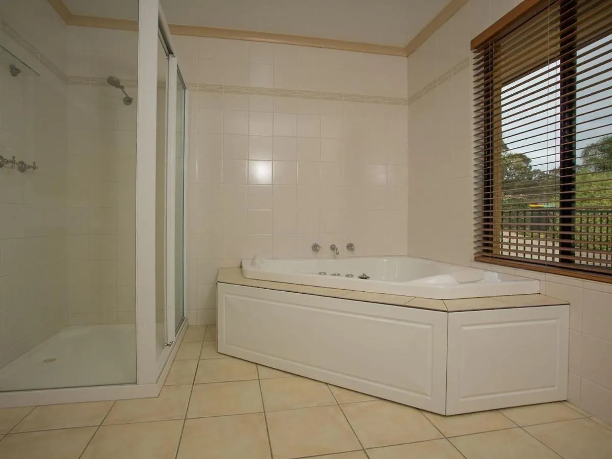 Holiday home Top Views On Lakewood Merimbula
